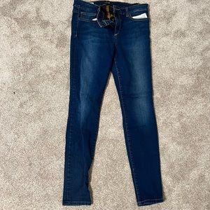 Joe’s Jeans- Skinny Fit- Size 31